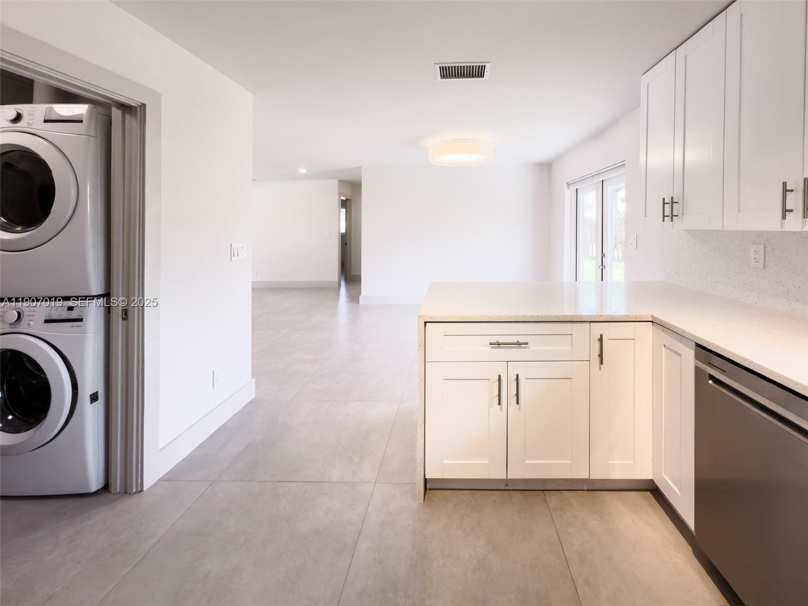 1630 NE 34th Court — photo 11