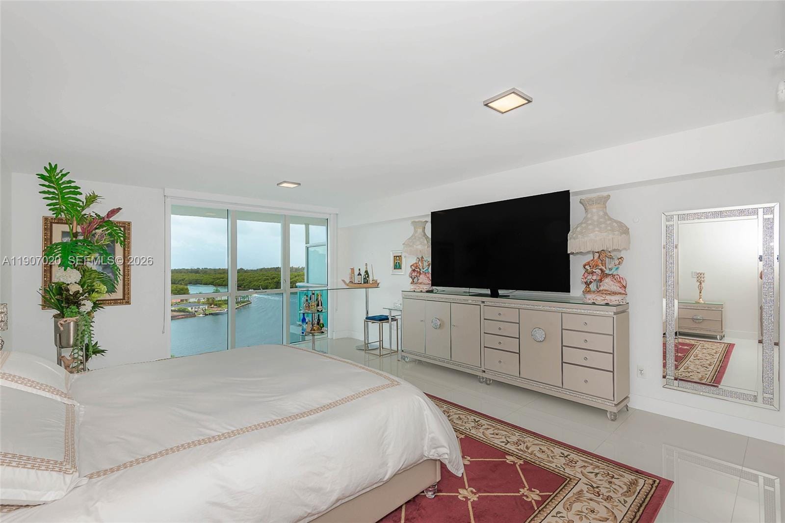 400 Sunny Isles Boulevard 906, Sunny Isles Beach, FL 33160 photo 19