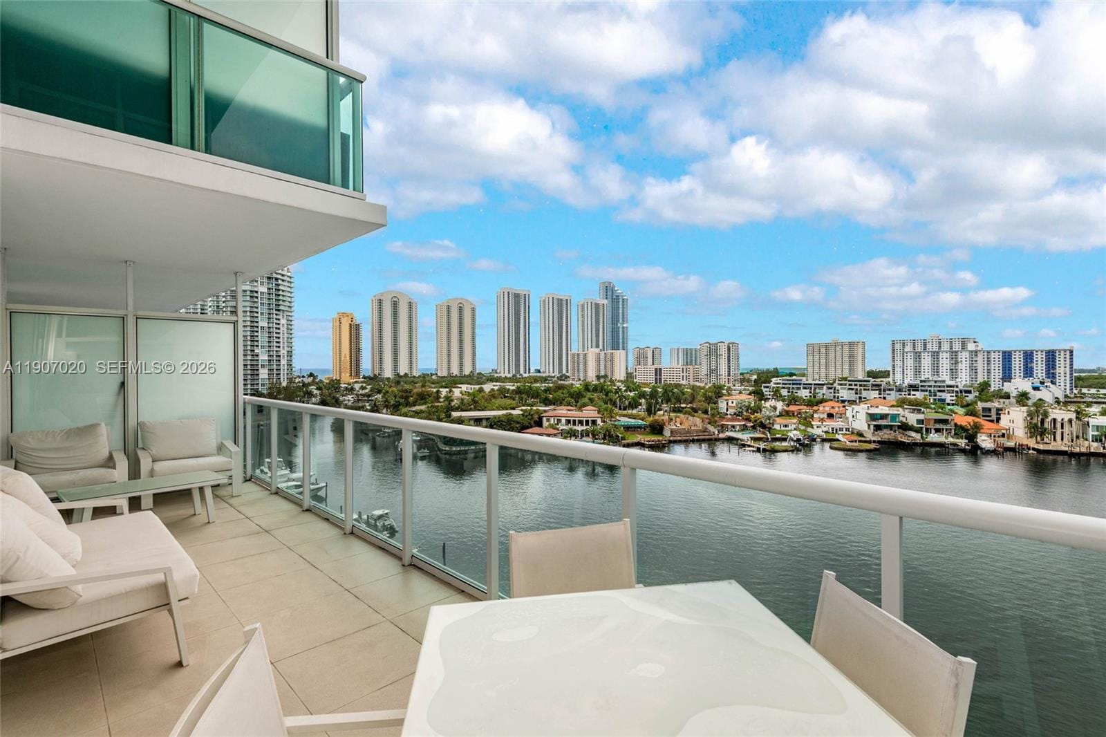 400 Sunny Isles Boulevard 906, Sunny Isles Beach, FL 33160 photo 24