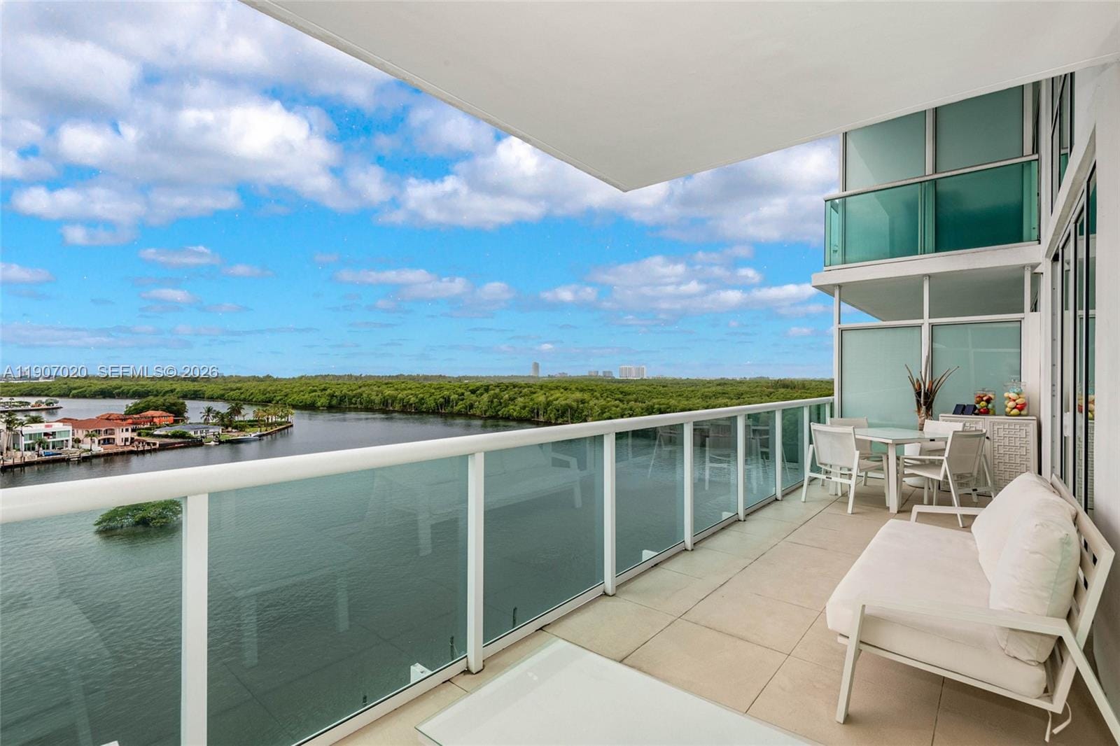400 Sunny Isles Boulevard 906, Sunny Isles Beach, FL 33160 photo 26