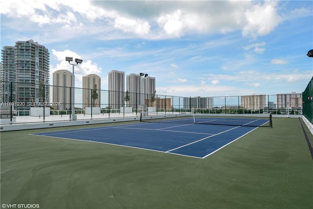 400 Sunny Isles Boulevard 906, Sunny Isles Beach, FL 33160 photo 30