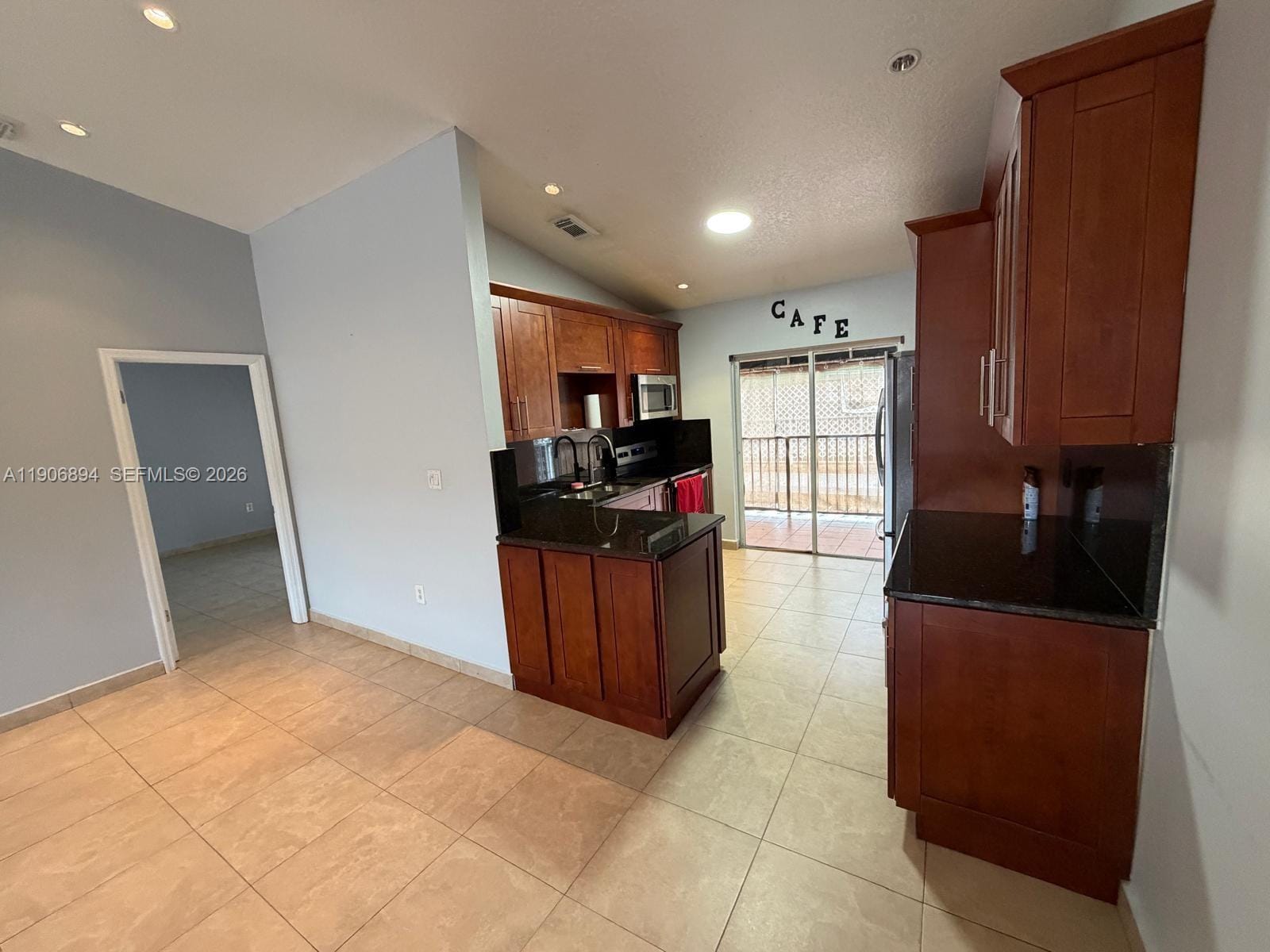 7845 W 36th Avenue 203, Hialeah, FL 33018 photo 8