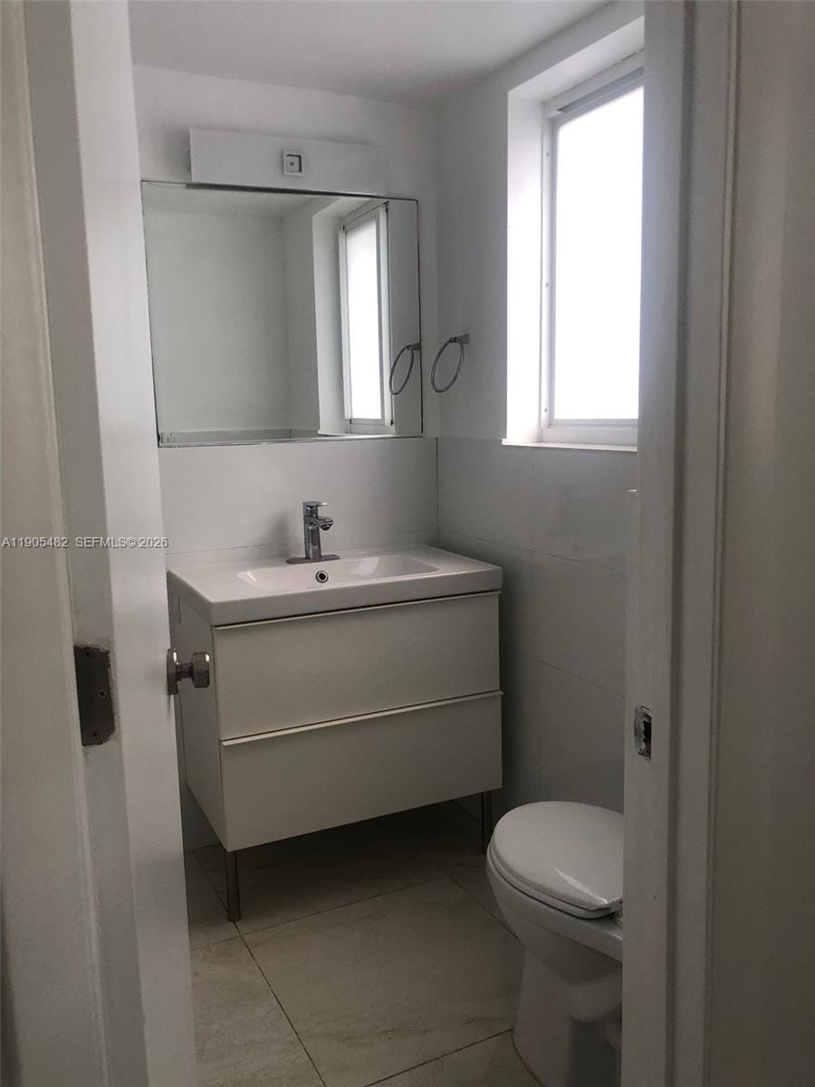 7155 Rue Notre Dame, Miami Beach, FL 33141 photo 23