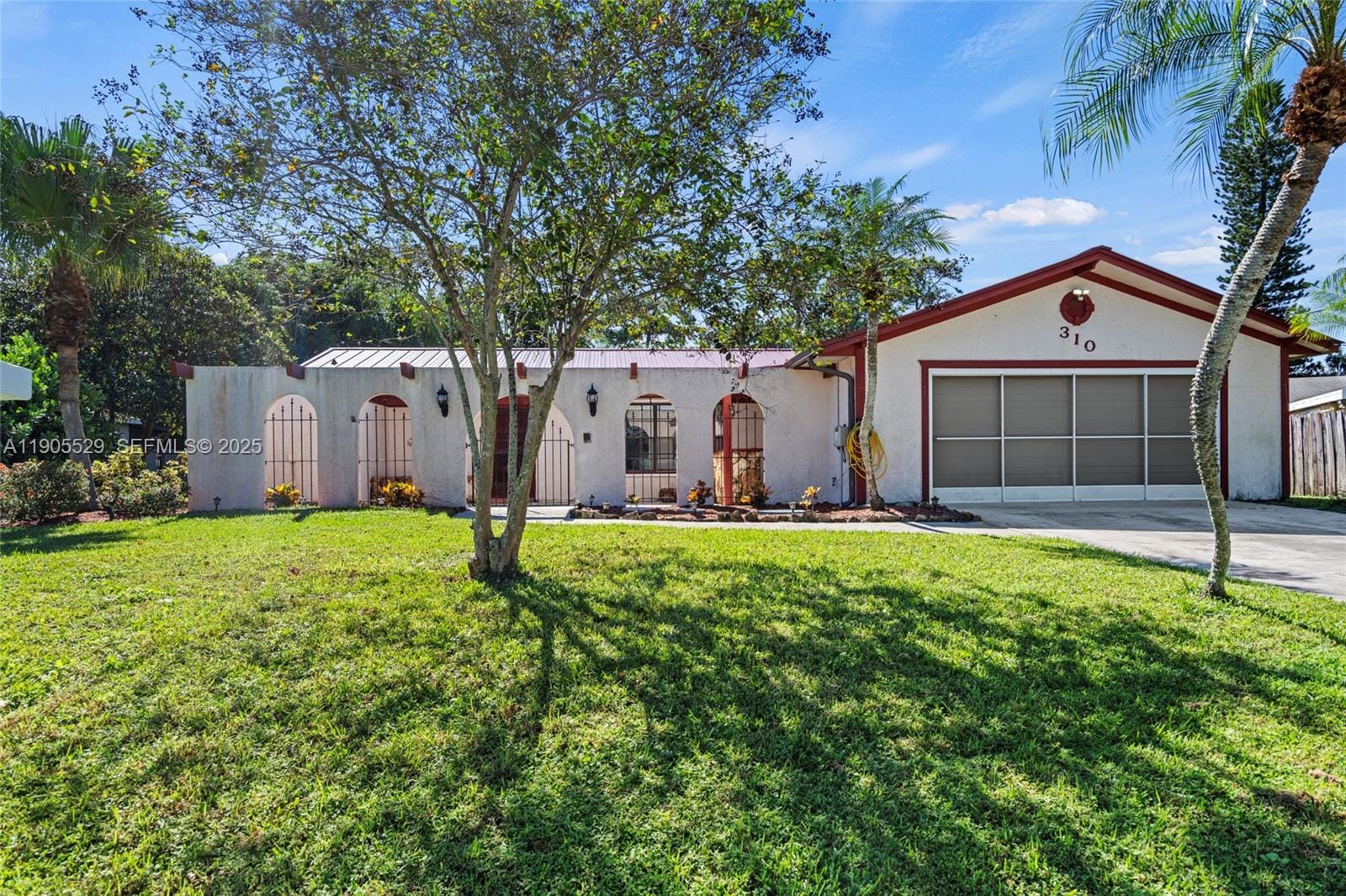 310 SE Evans Avenue, Port St. Lucie, FL 34984