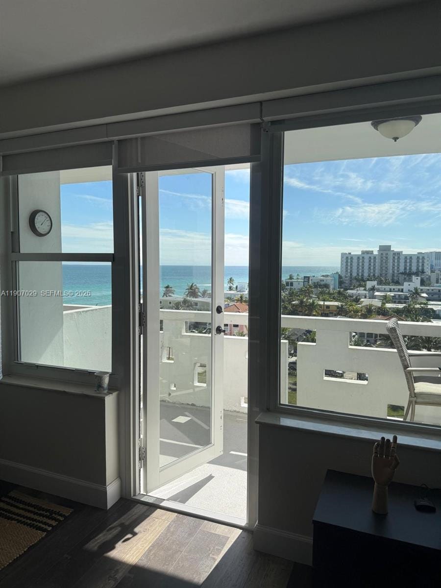 3111 N Ocean Drive 811, Hollywood, FL 33019 photo 1