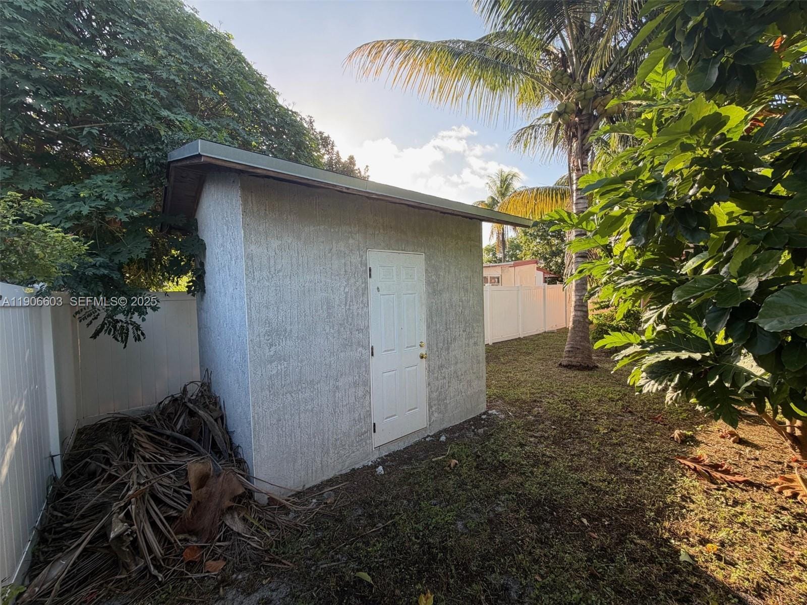 361 NE 160th Terrace, Miami, FL 33162 photo 18
