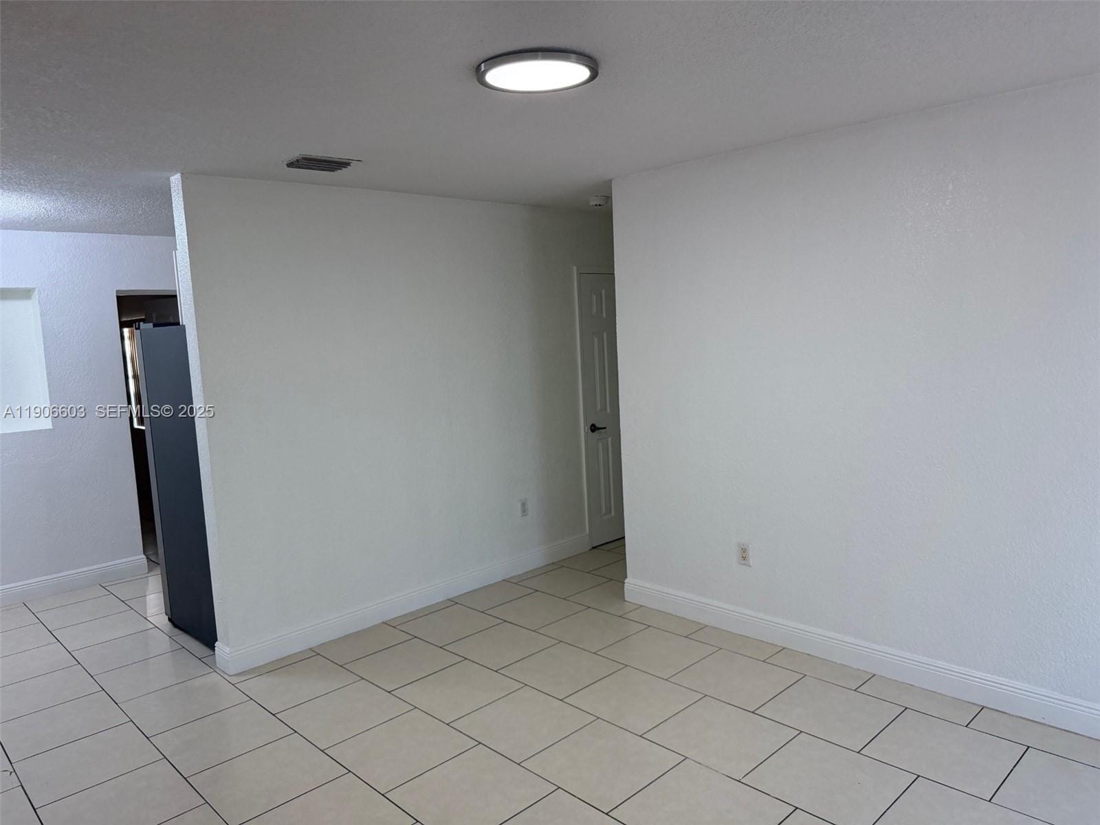 361 NE 160th Terrace, Miami, FL 33162 photo 9