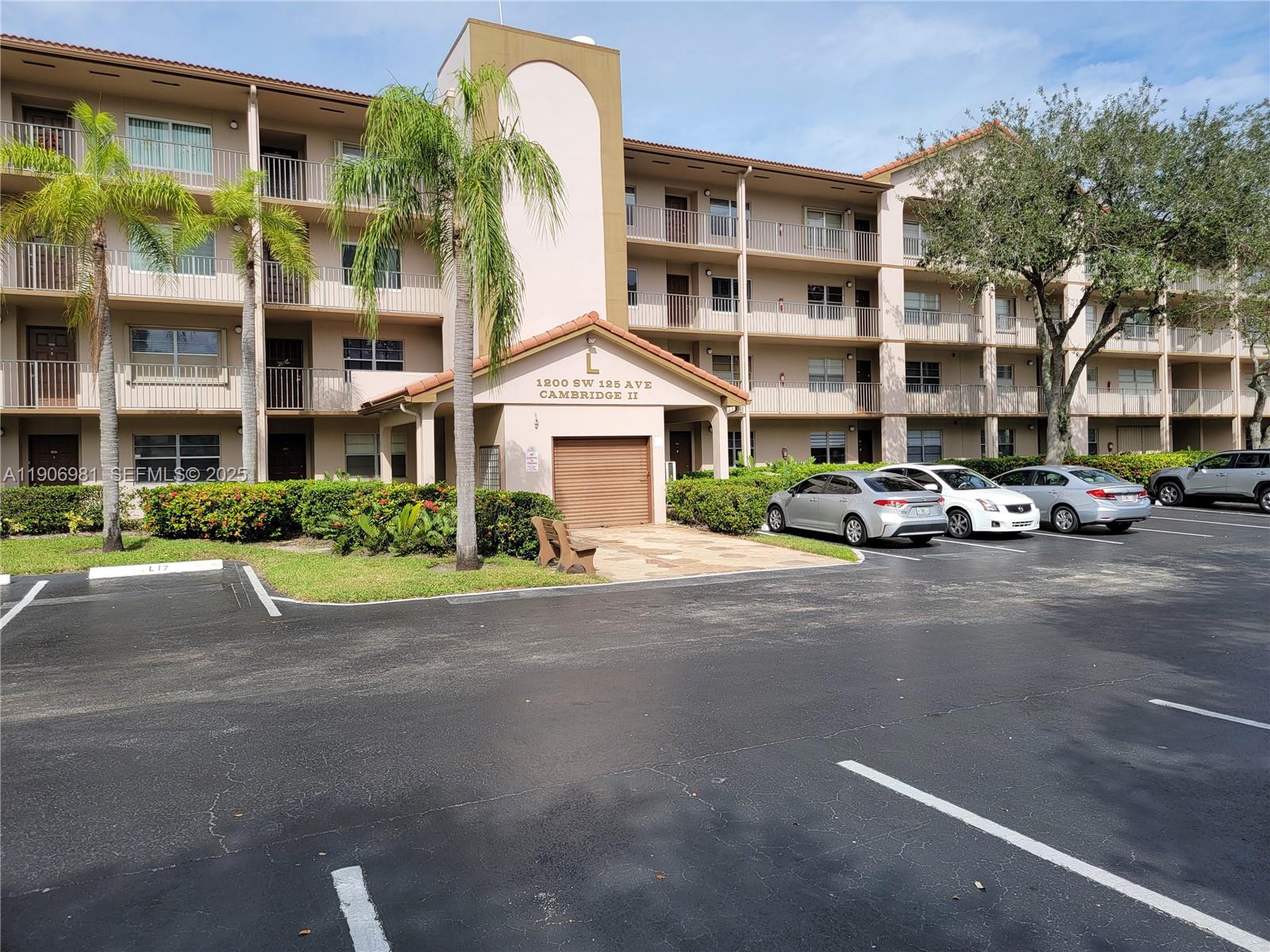 1200 SW 125th Avenue 211L, Pembroke Pines, FL 33027, Pembroke Pines
