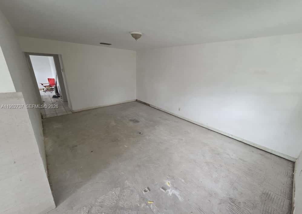 411 NE 57th Court, Oakland Park, FL 33334 photo 17
