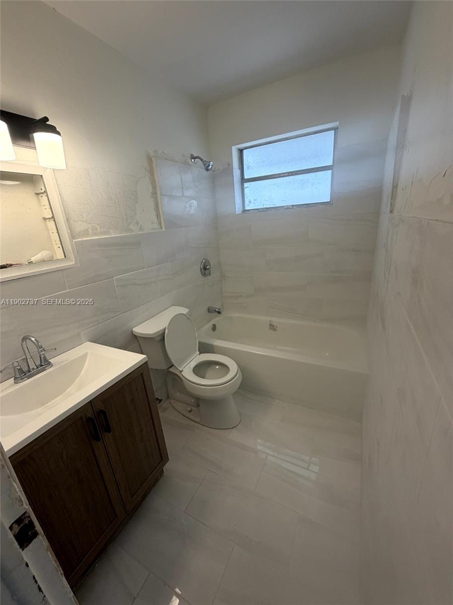 411 NE 57th Court — photo 3