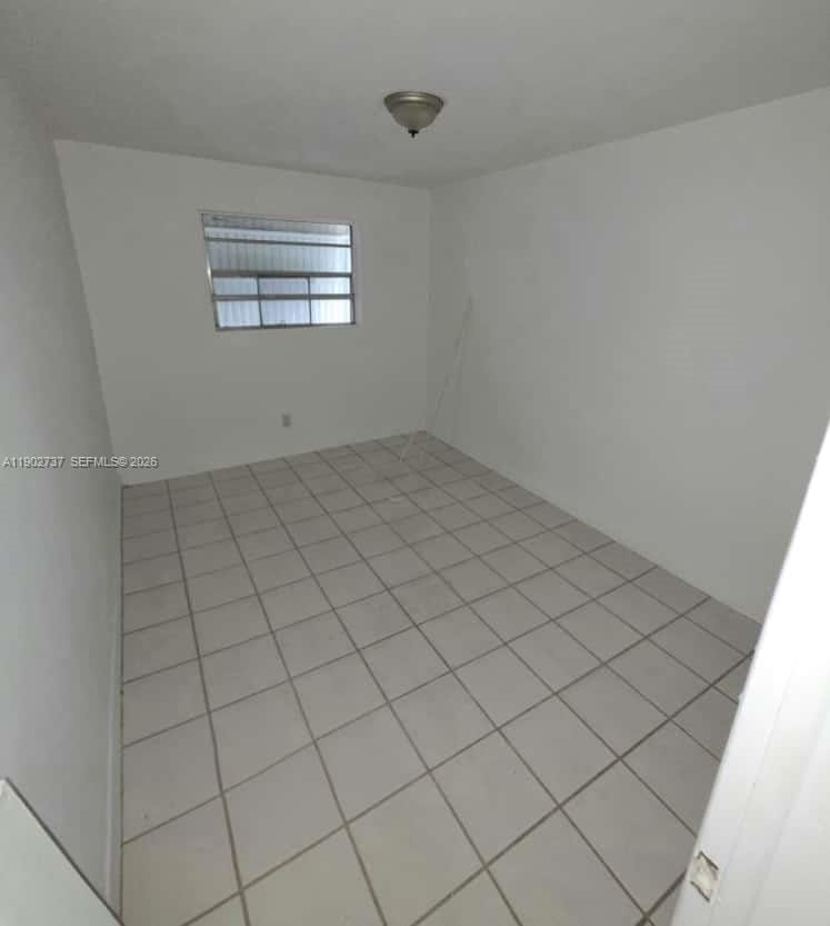 411 NE 57th Court — photo 6