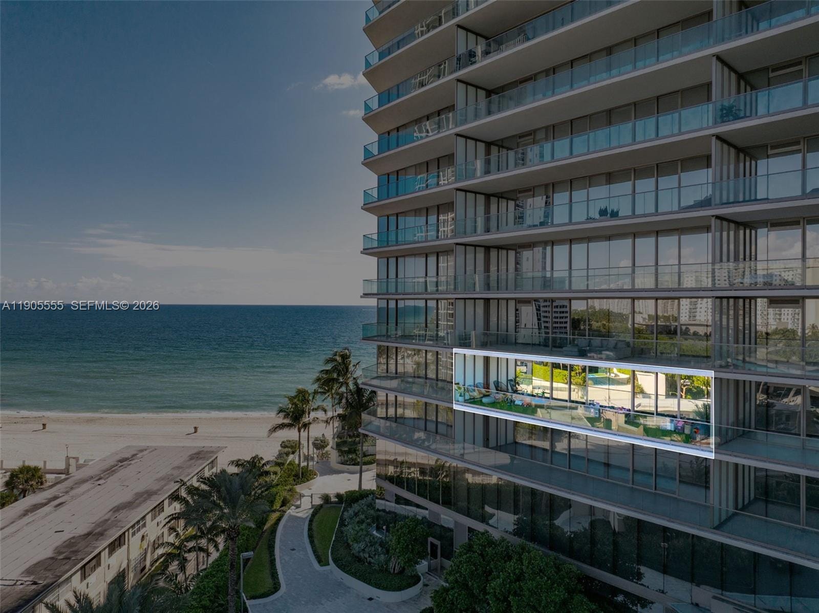 18975 Collins Avenue 401 — photo 3