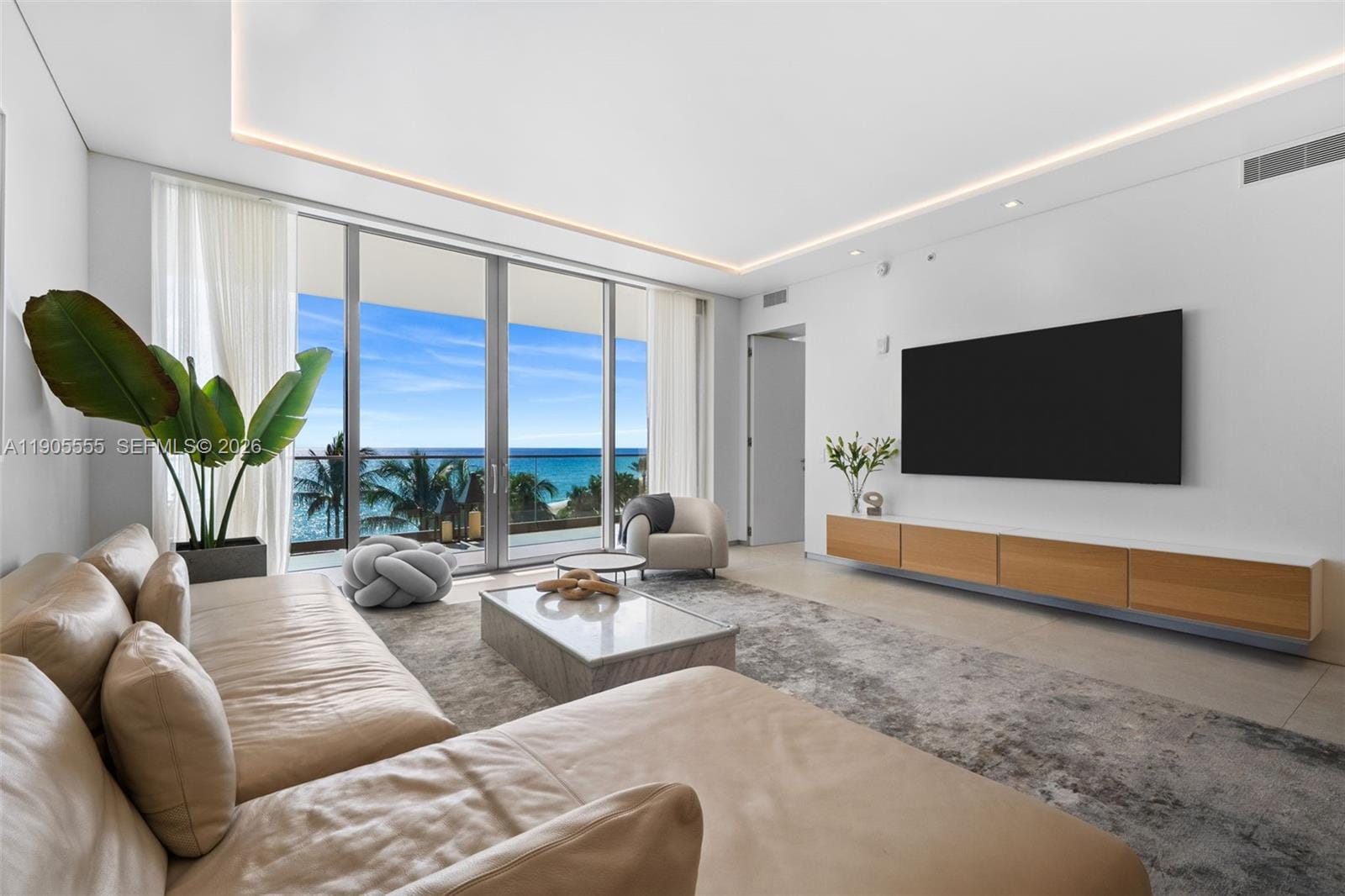 18975 Collins Avenue 401 — photo 5