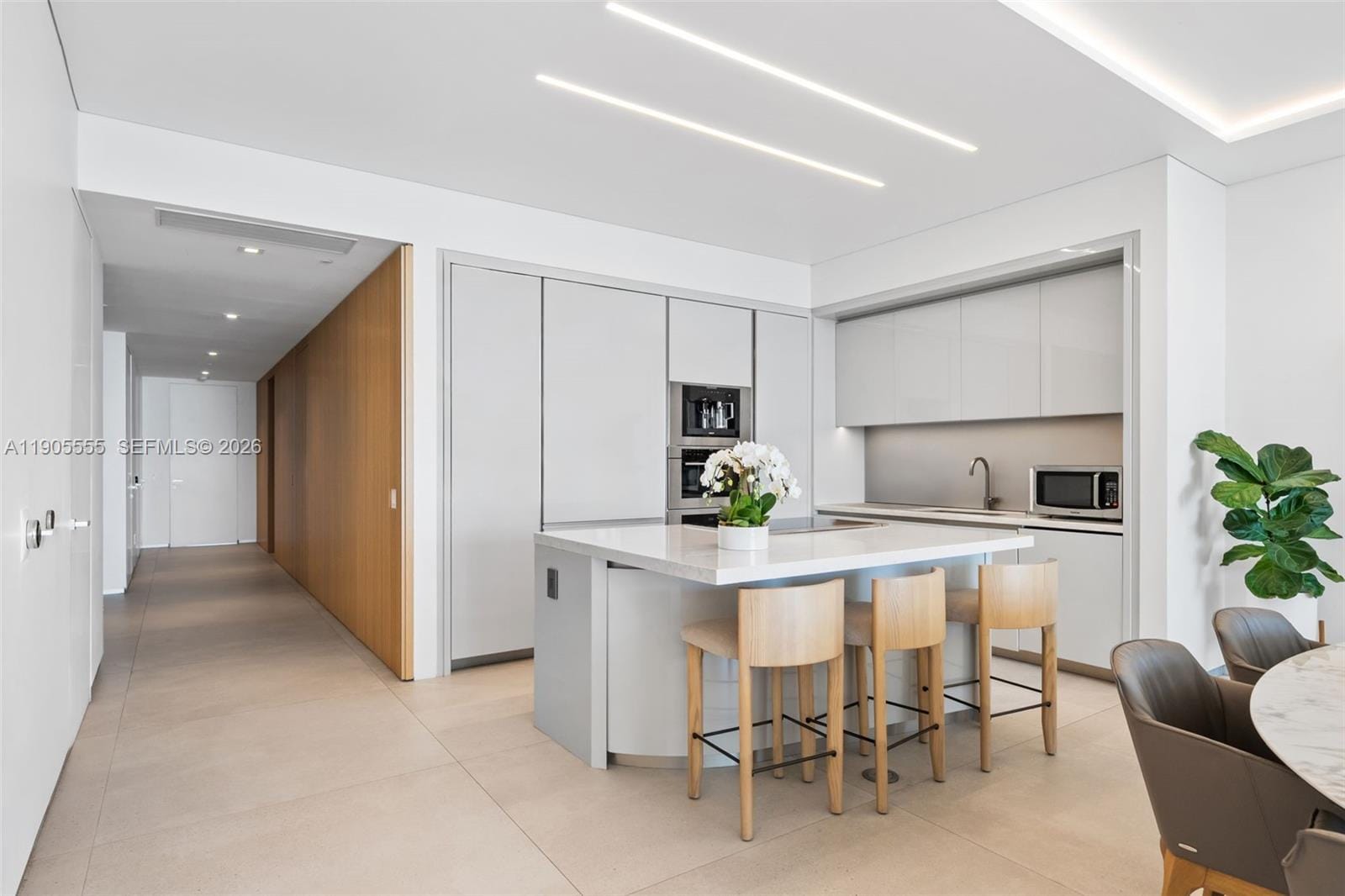 18975 Collins Avenue 401 — photo 8