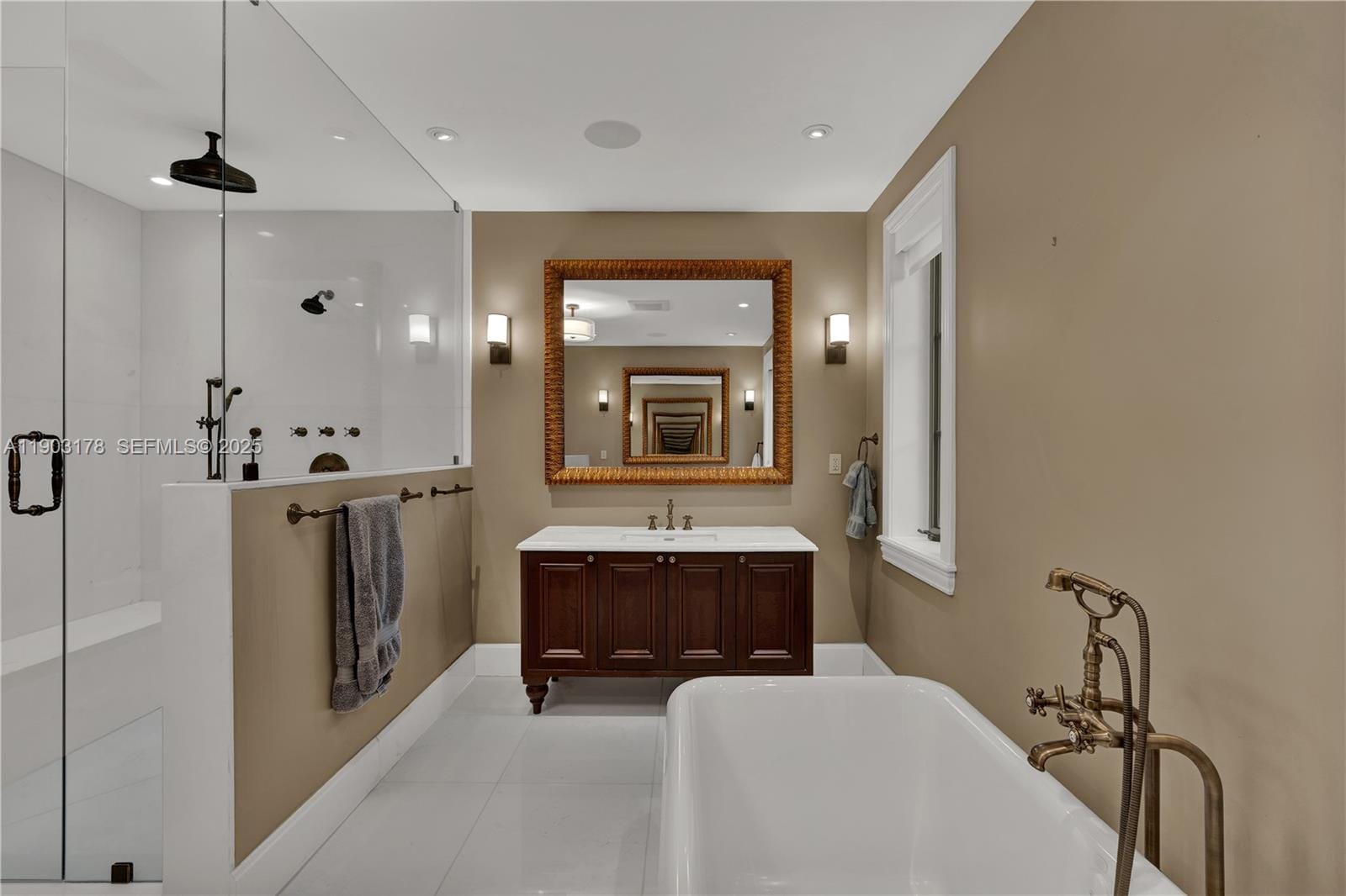 932 Escobar Avenue, Coral Gables, FL 33134 photo 28