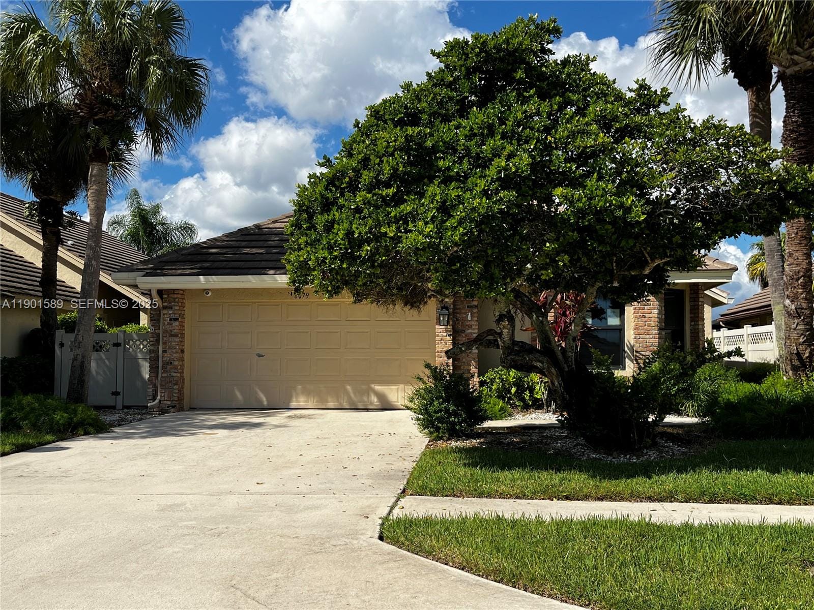 8079 Popash Court, Boynton Beach, FL 33472