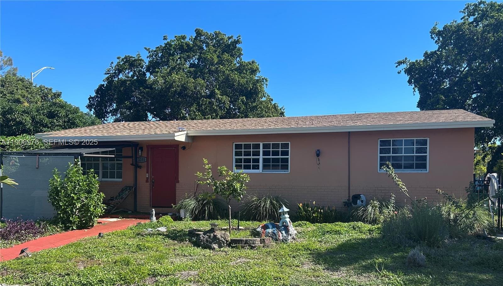Sold home at 2251 NW 180th Terrace, Miami Gardens, FL 33056