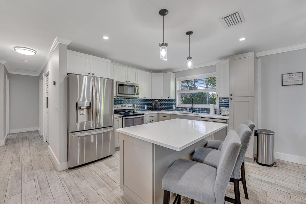 6705 Massachusetts Drive, Lake Worth, FL 33462 photo 14