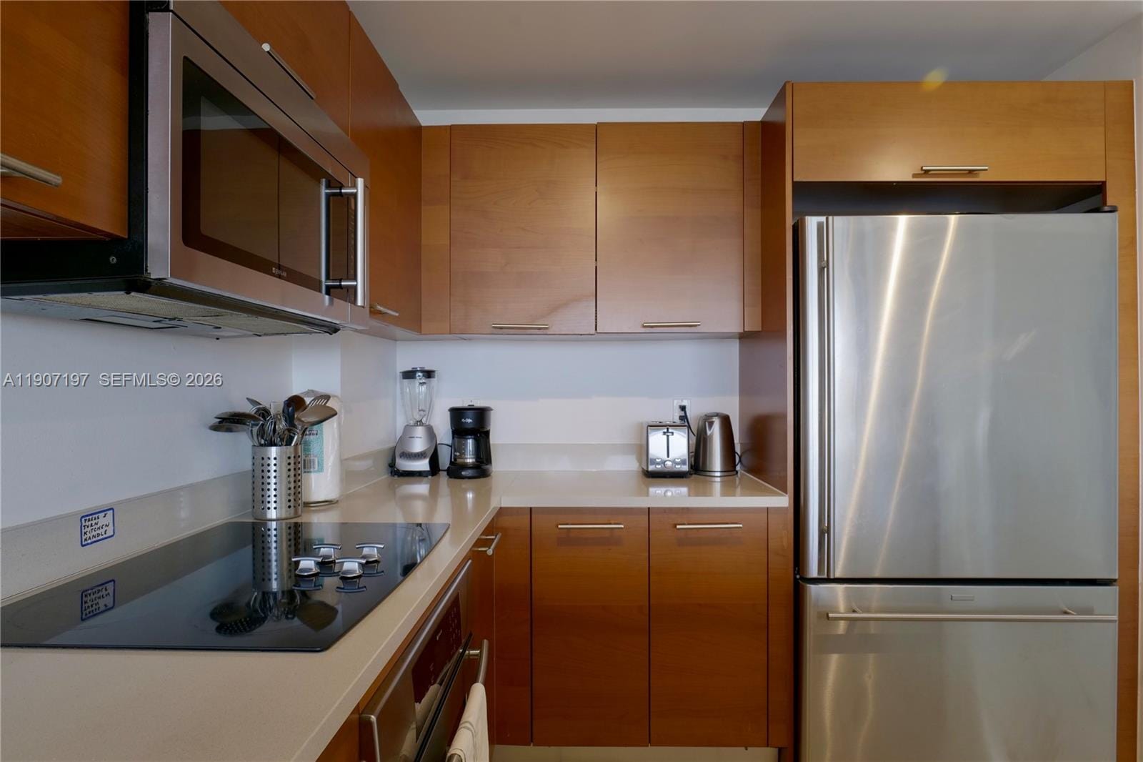 3250 NE 1st Avenue 910 — photo 3