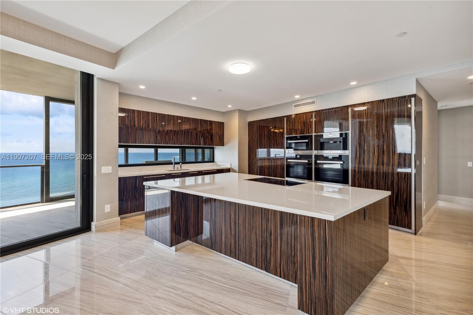 18555 Collins Avenue 1101, Sunny Isles Beach, FL 33160 photo 15