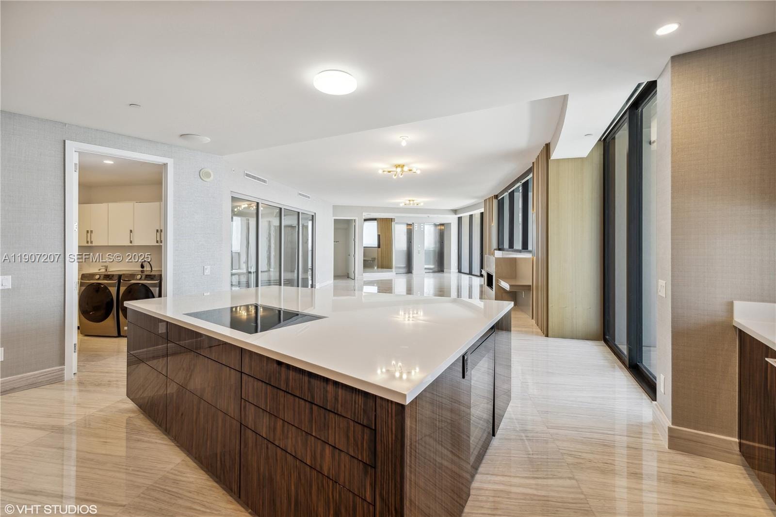 18555 Collins Avenue 1101, Sunny Isles Beach, FL 33160 photo 19