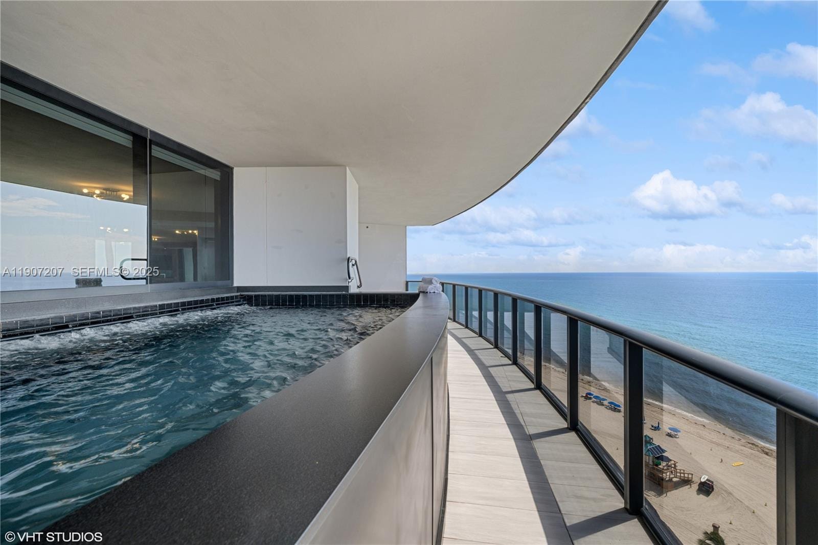18555 Collins Avenue 1101, Sunny Isles Beach, FL 33160 photo 3