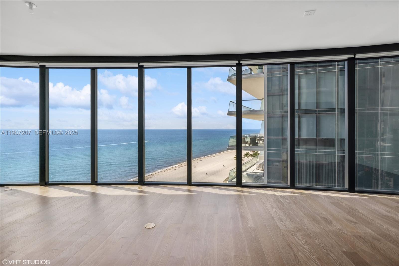 18555 Collins Avenue 1101, Sunny Isles Beach, FL 33160 photo 21