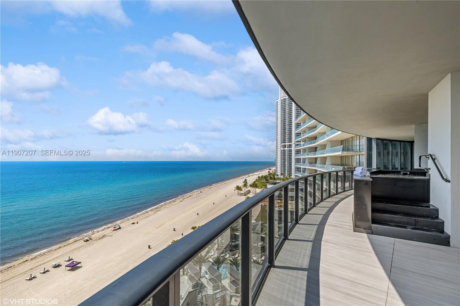 18555 Collins Avenue 1101, Sunny Isles Beach, FL 33160 photo 7