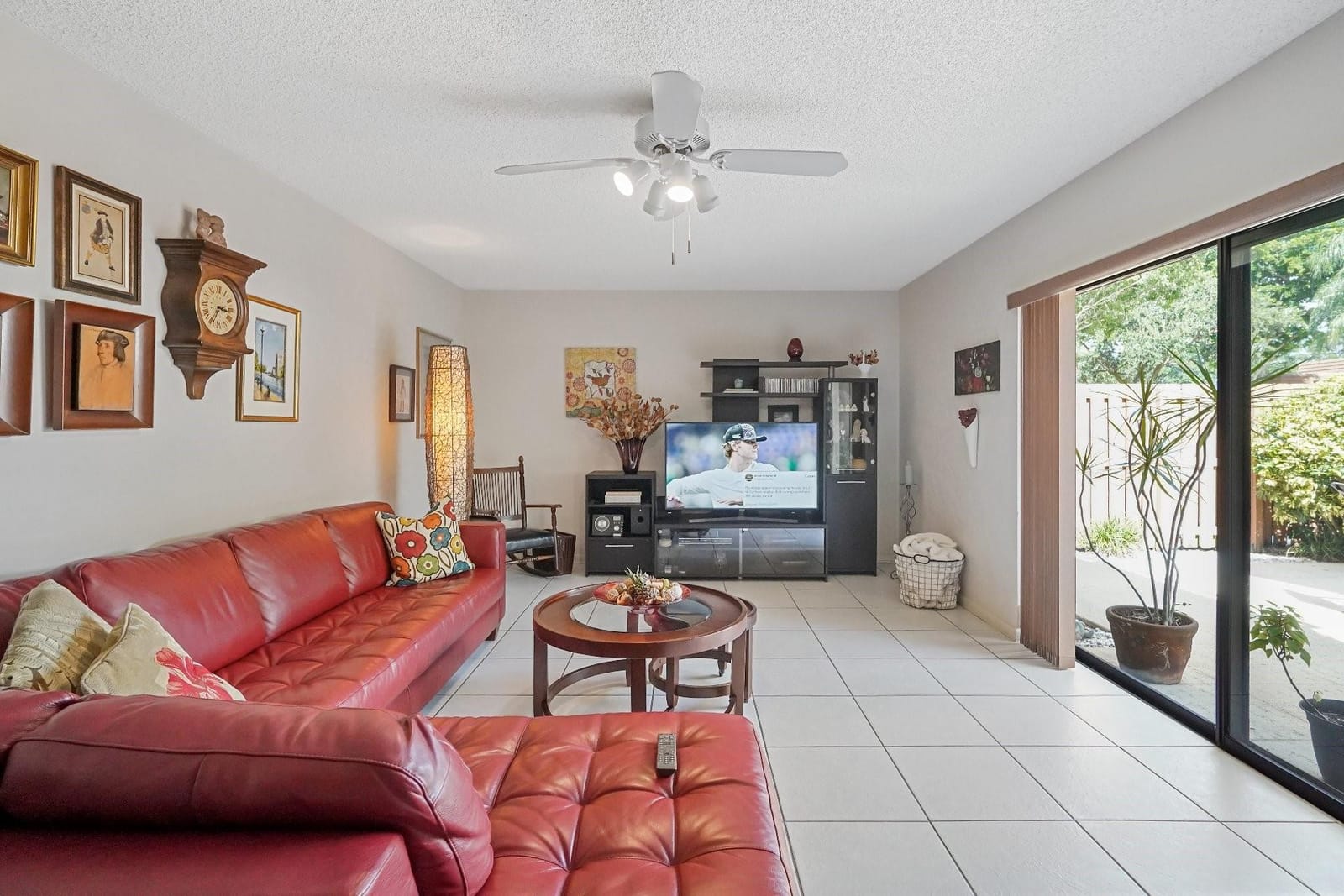 2522 Camelot Court — photo 10