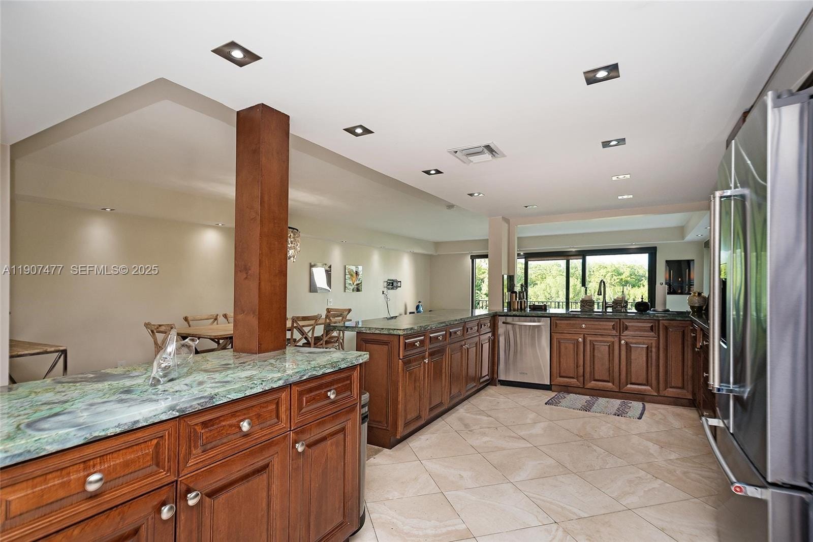 5950 Paradise Point Drive, Palmetto Bay, FL 33157 photo 29
