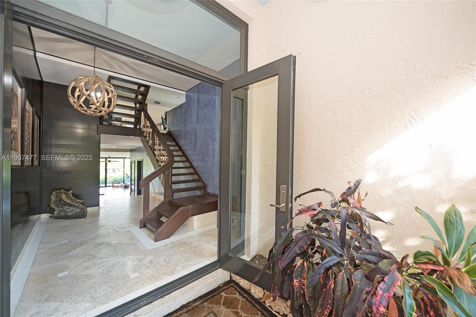 5950 Paradise Point Drive, Palmetto Bay, FL 33157 photo 5