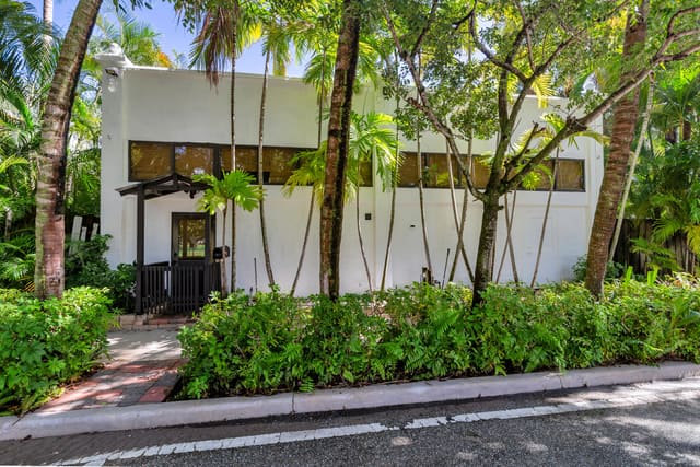 1412 Lake Avenue, West Palm Beach, FL 33401