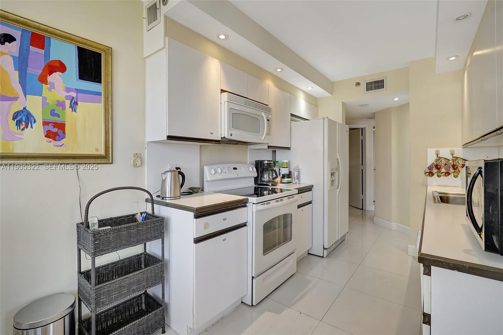 1000 Island Boulevard 2004, Aventura, FL 33160 photo 13