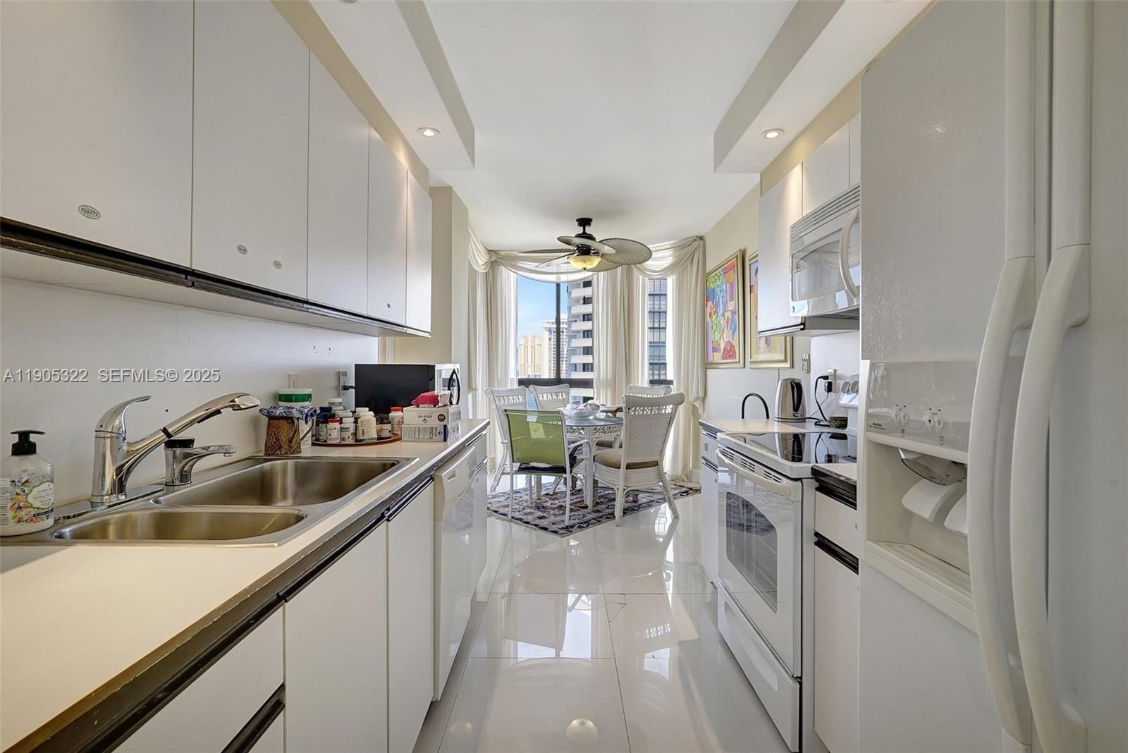 1000 Island Boulevard 2004, Aventura, FL 33160 photo 15