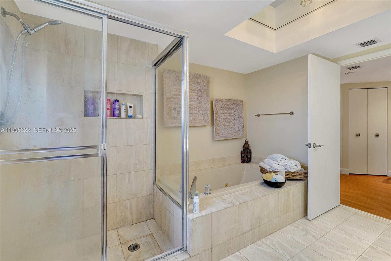 1000 Island Boulevard 2004, Aventura, FL 33160 photo 26
