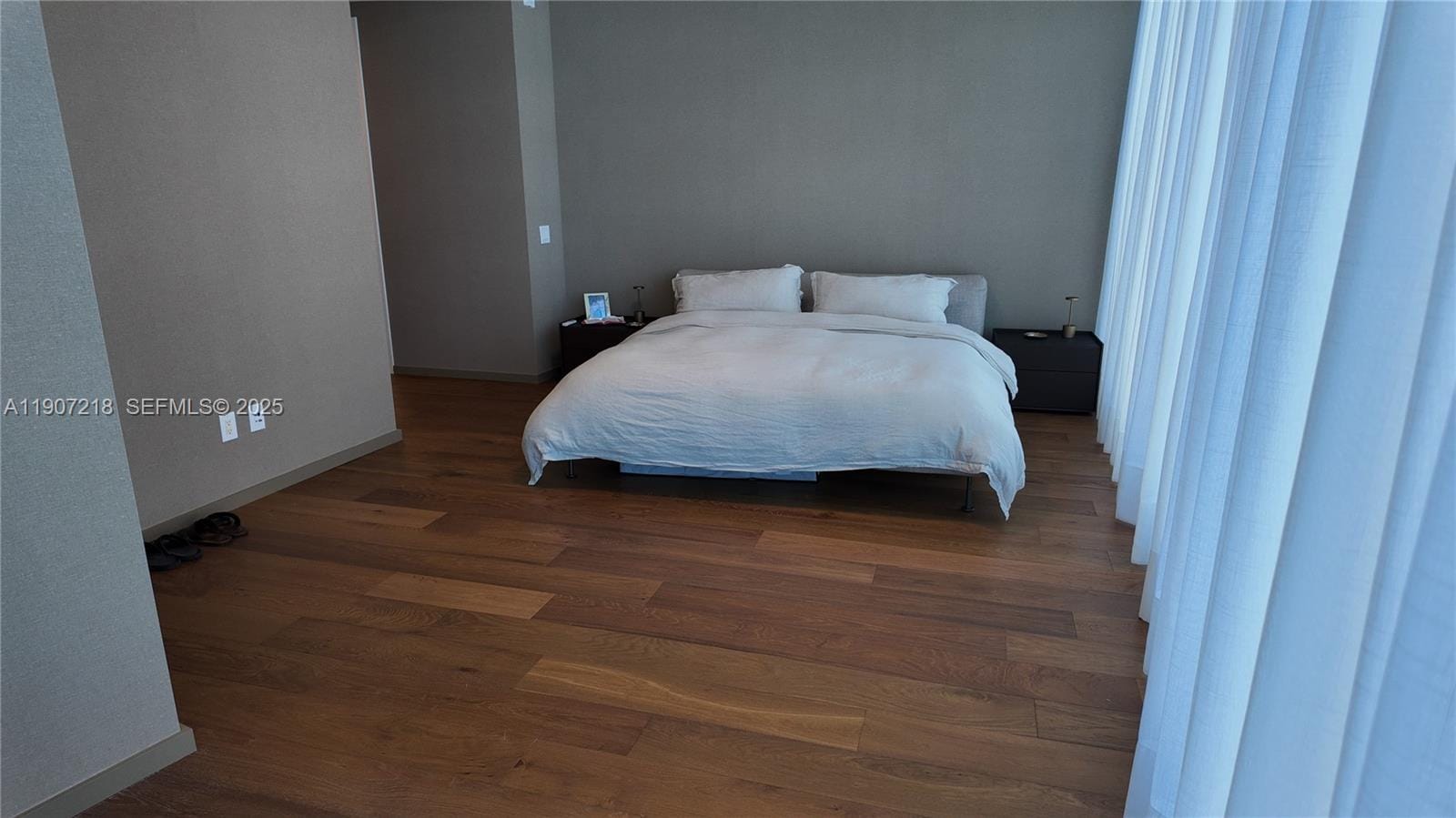 18555 Collins Avenue 905 — photo 12