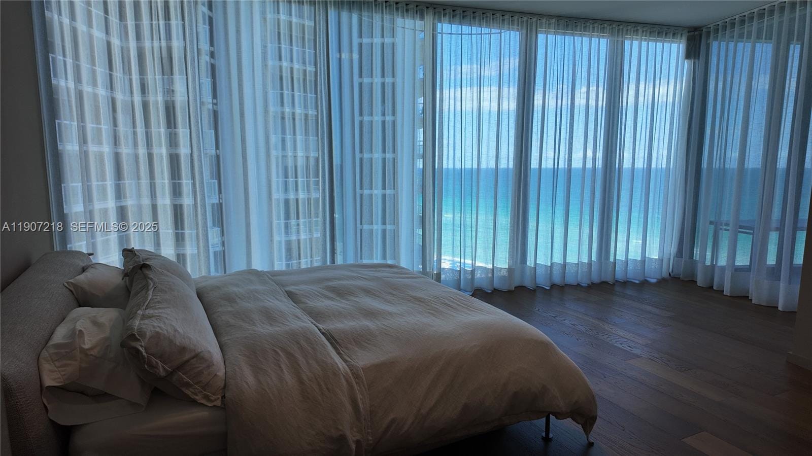 18555 Collins Avenue 905, Sunny Isles Beach, FL 33160 photo 14
