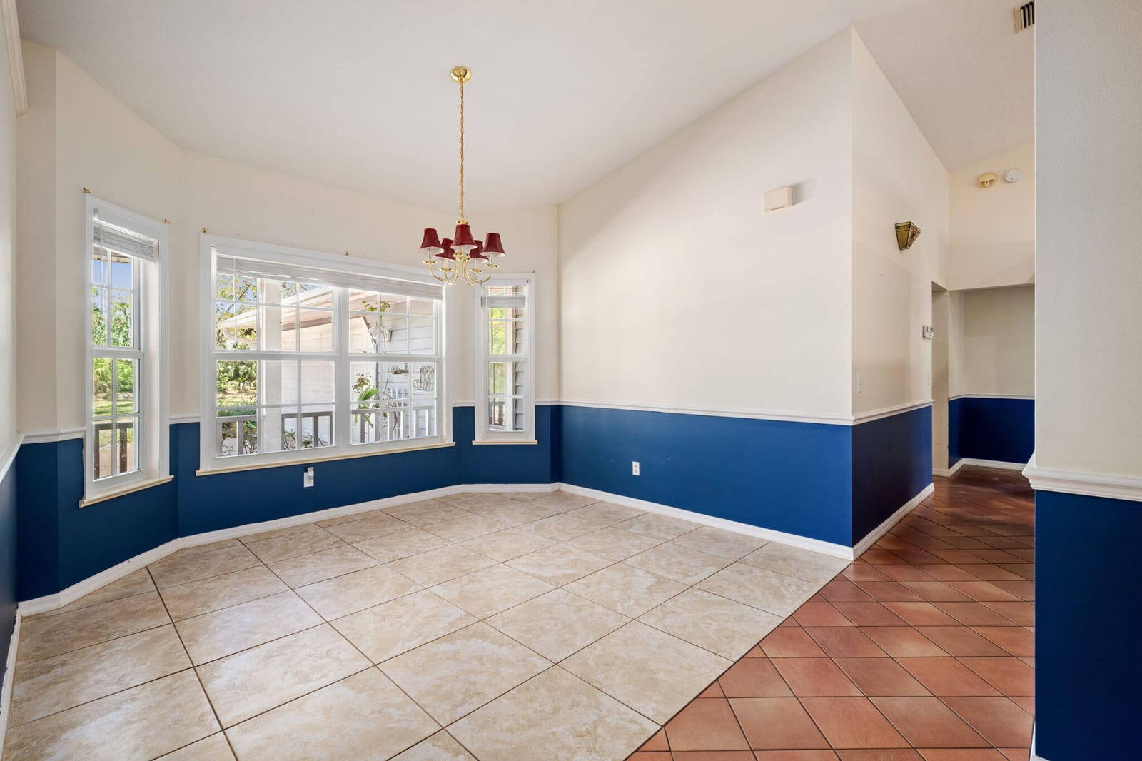 6365 45th Street, Vero Beach, FL 32967 photo 2