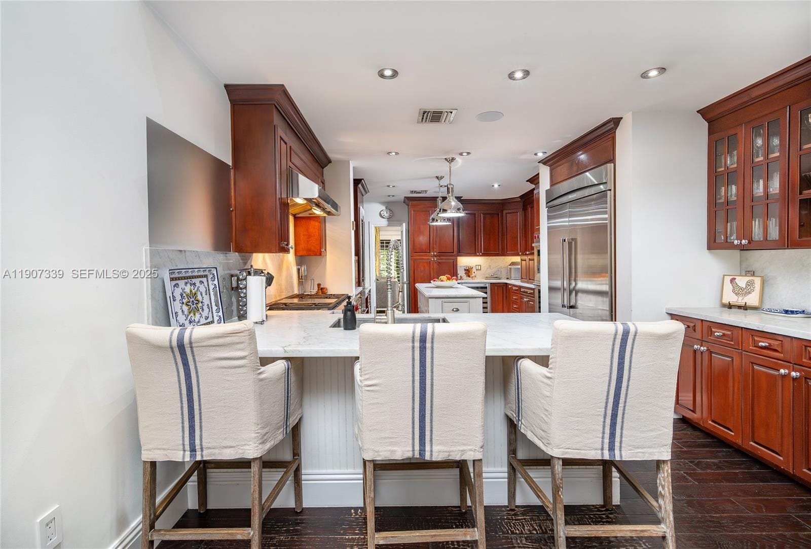 612 Catalonia Avenue — photo 4