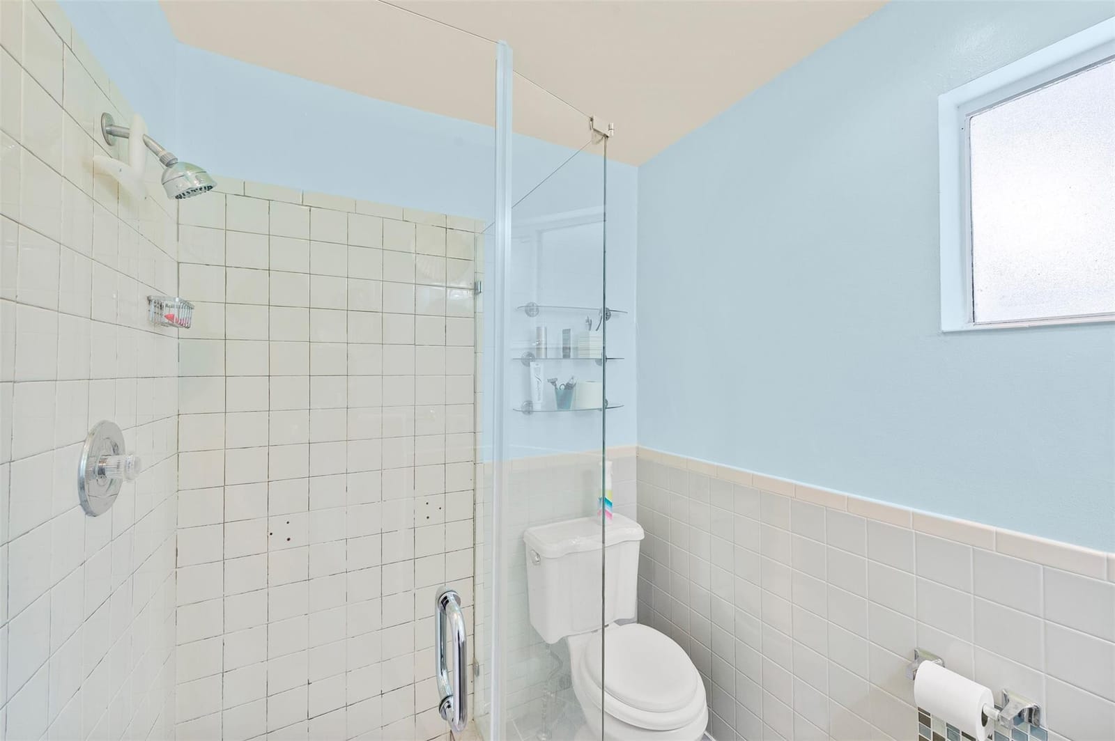946 Alamanda Road — photo 12