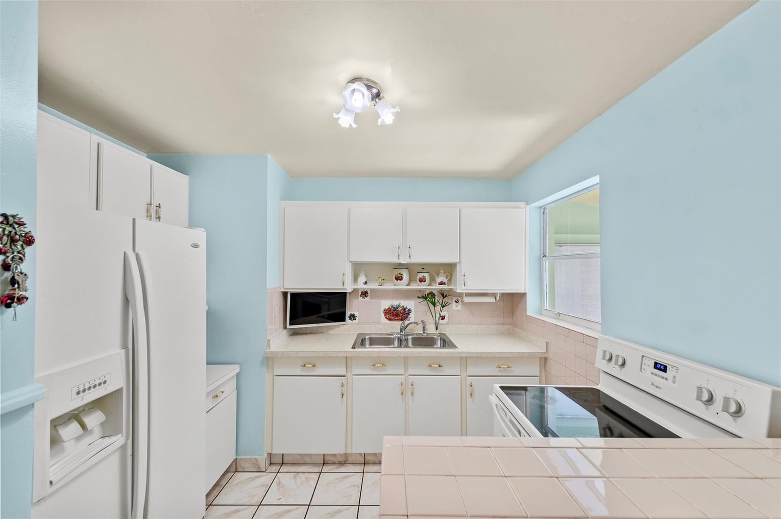 946 Alamanda Road — photo 9