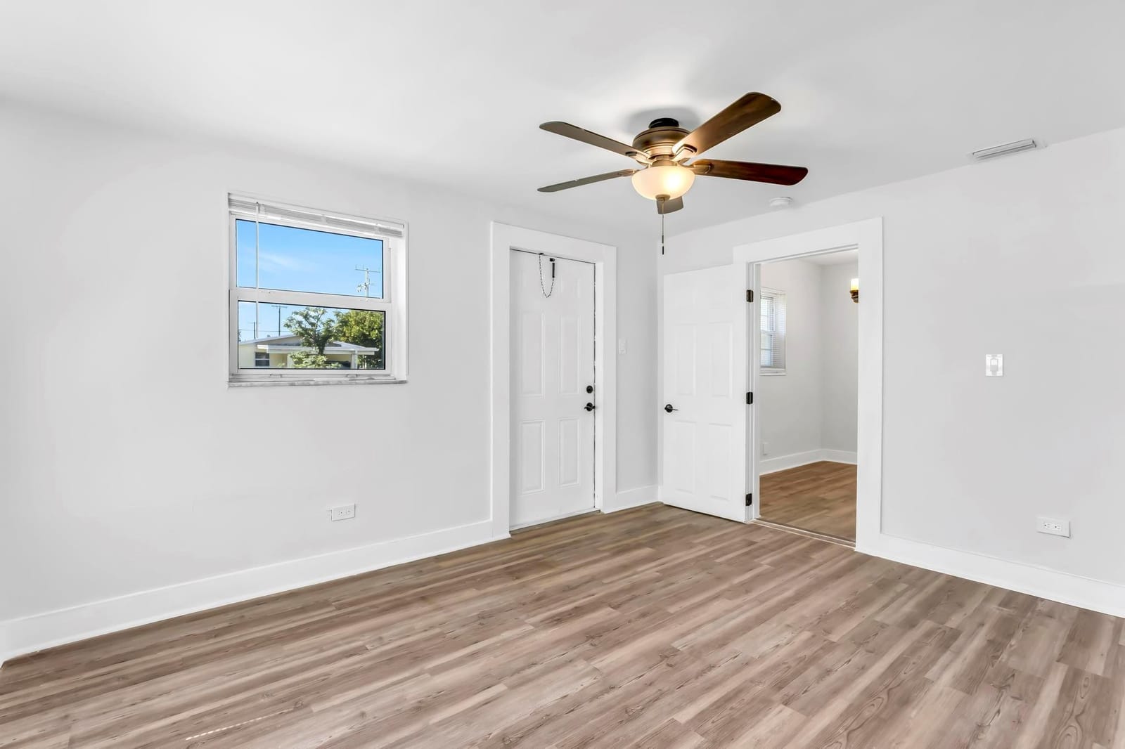 2310 NW 11 — photo 12