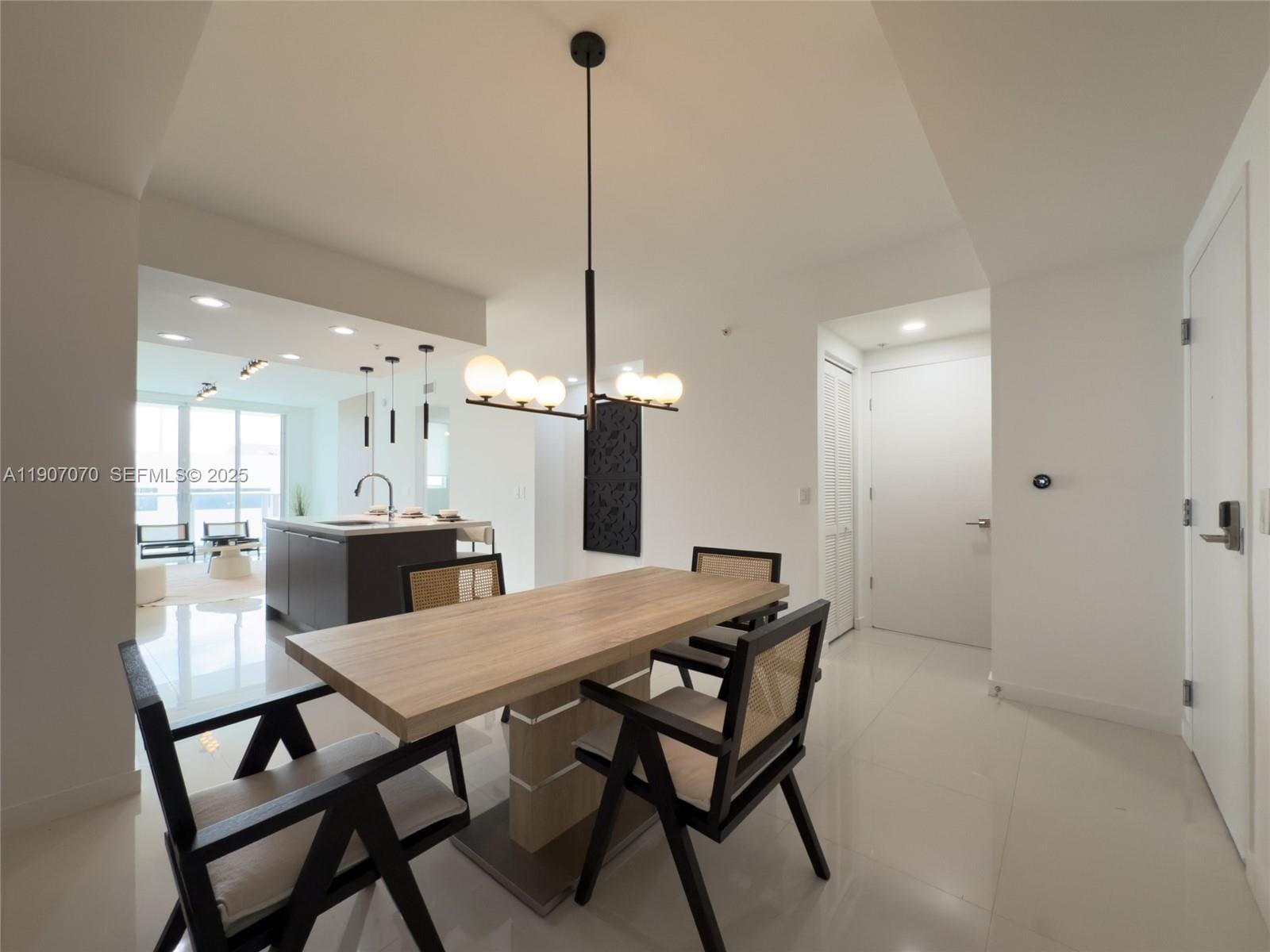 7751 NW 107th Avenue 522, Doral, FL 33178 photo 7