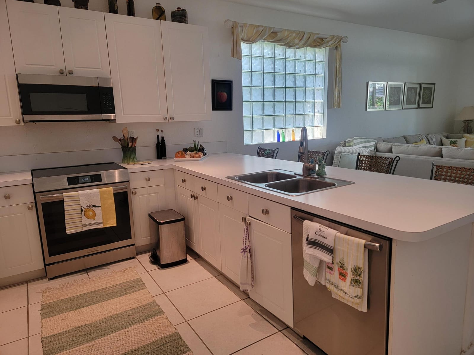 6585 Lurais Drive — photo 11