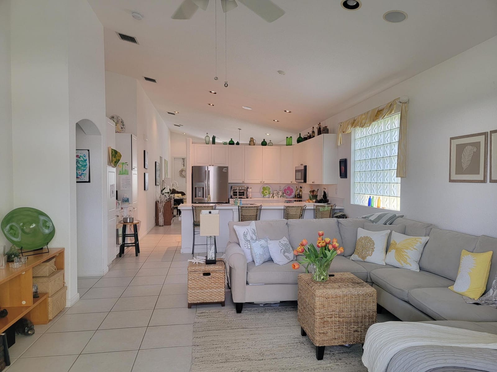 6585 Lurais Drive — photo 8