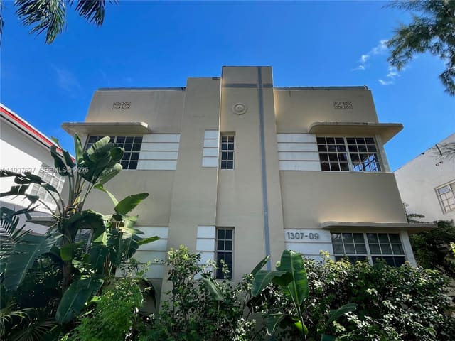 1307 Euclid Avenue 2, sold in St Remy, Miami Beach, FL