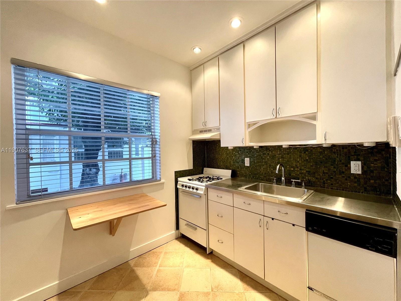 1307 Euclid Avenue 2, Miami Beach, FL 33139 photo 9