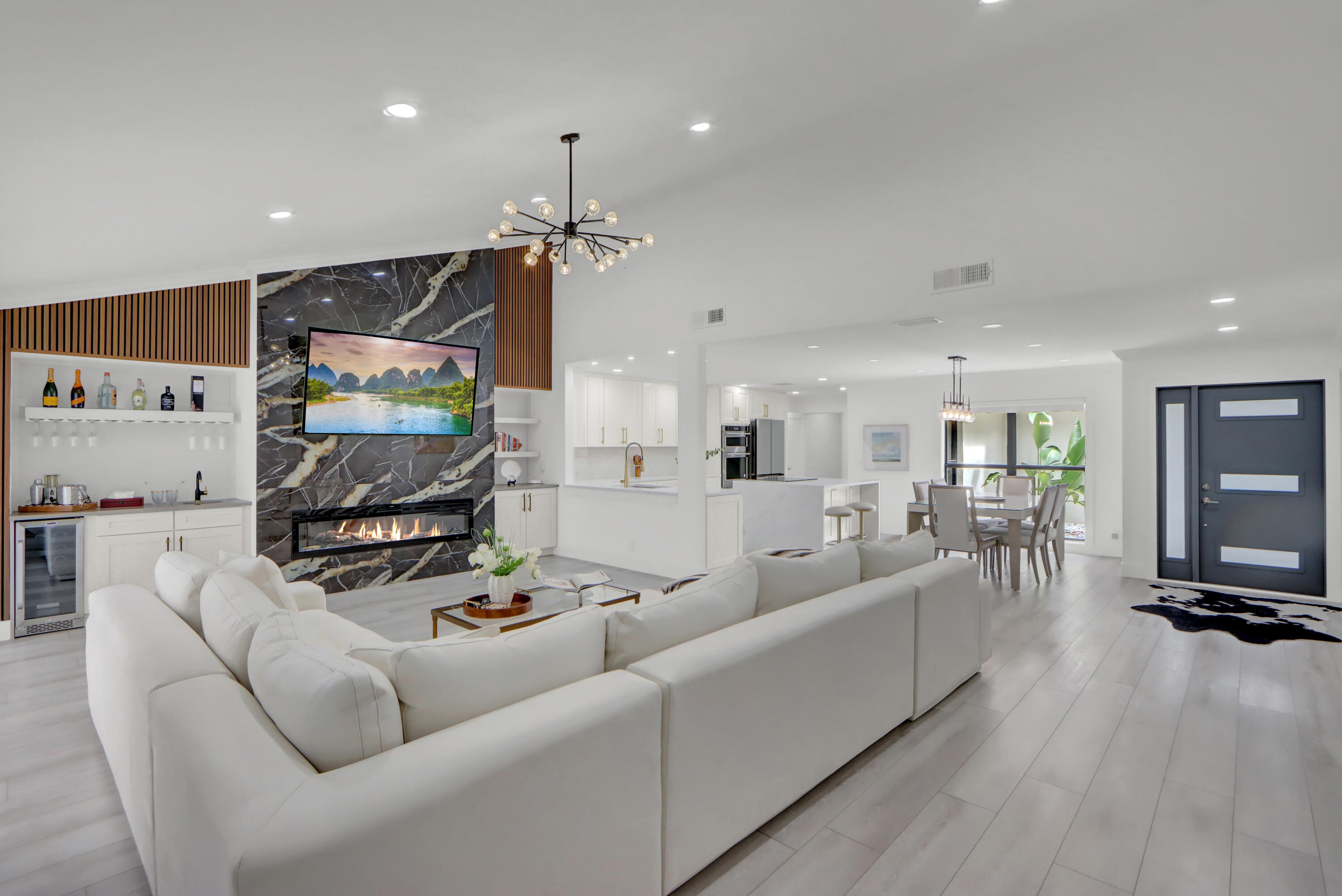 39 Edinburgh Drive, Palm Beach Gardens, FL 33418, Palm Beach Gardens