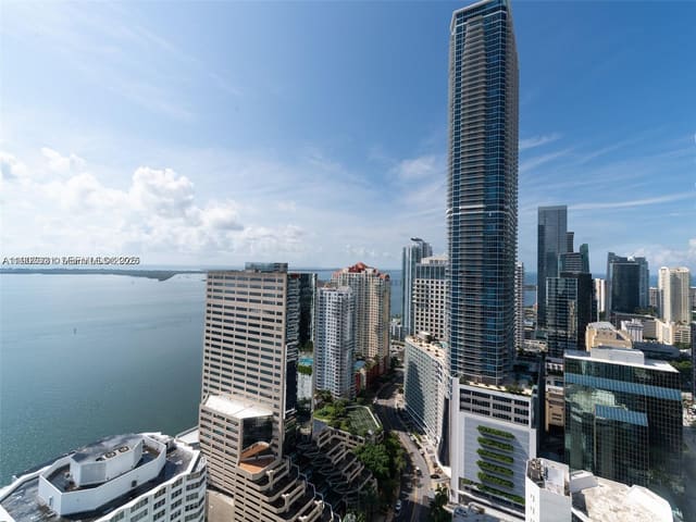 950 Brickell Bay Drive 3905, Miami, FL 33131
