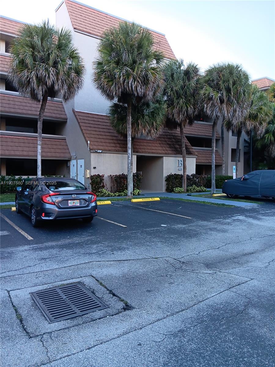 461 Ives Dairy Road 304-2, Miami, FL 33179, Miami